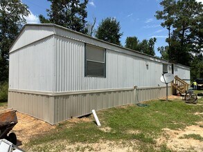 Building Photo - 76 County Rd 2292