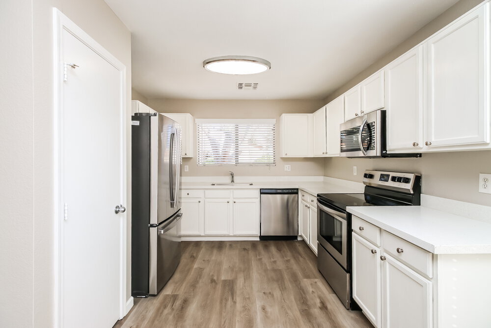 Building Photo - 1538 S Danielson Wy