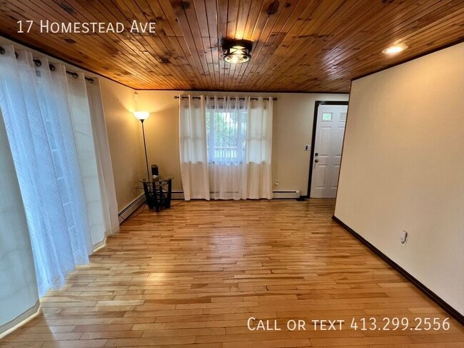 Building Photo - 17 Homestead Ave