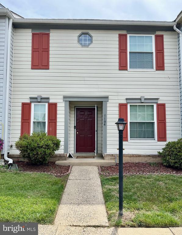 Primary Photo - 1104 Wind Ridge Dr
