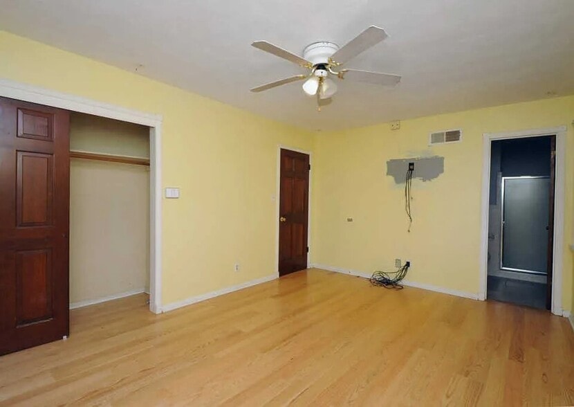 Building Photo - 2053 Lydgate Dr