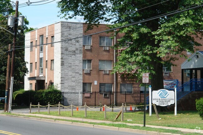 Primary Photo - 538 W 7th St