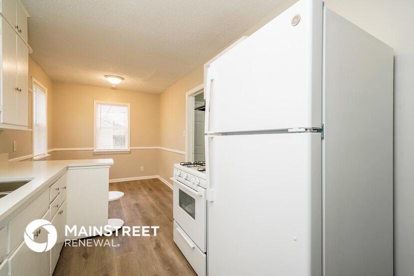 Building Photo - 3428 N Riley Ave