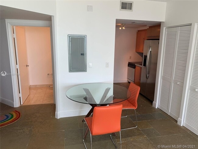 Building Photo - 6365 Collins Ave