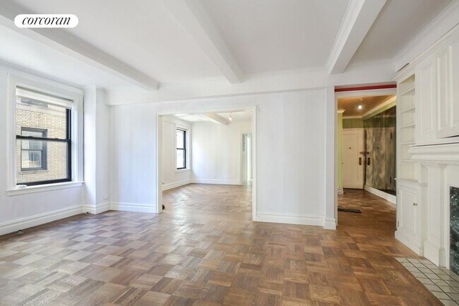 Building Photo - 1225 Park Ave