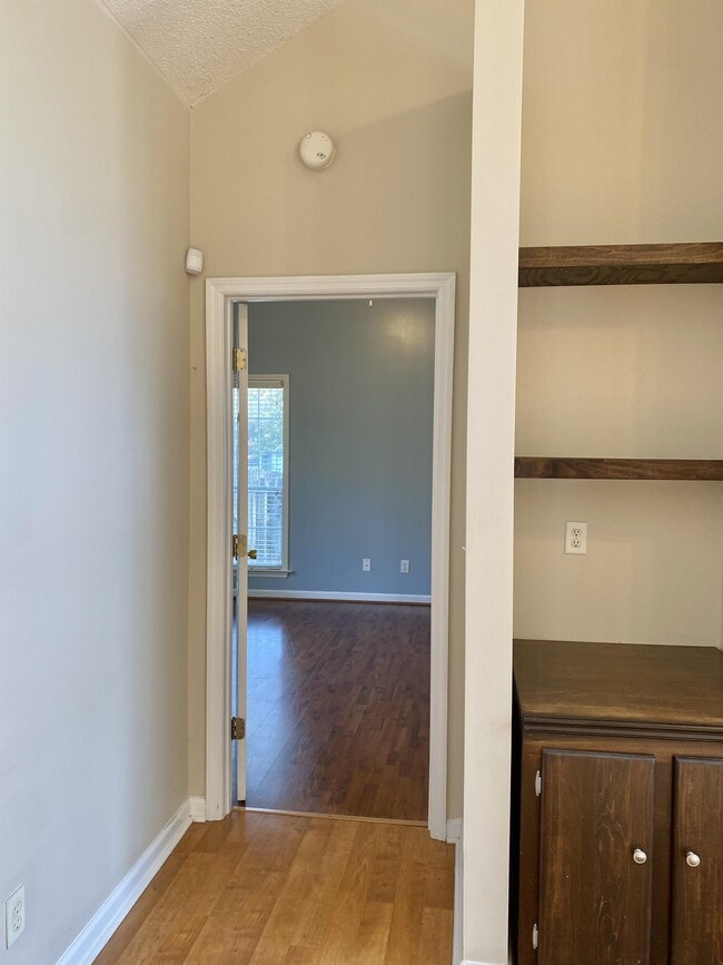 Building Photo - 42 Westminster Pl