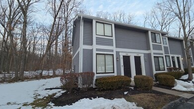 Building Photo - 5388 Flintstone Dr