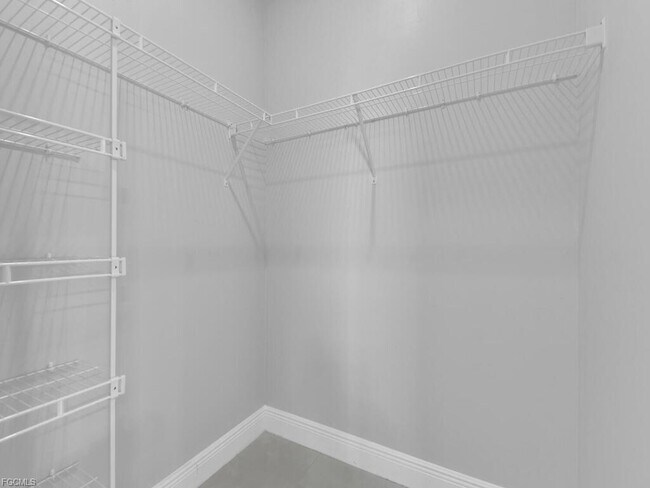 Building Photo - 4210 58th Ave NE