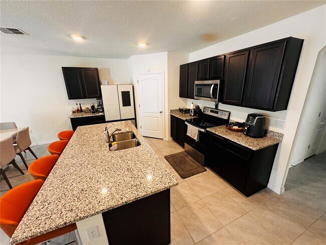 Building Photo - 2608 Harmonia Hammock Rd
