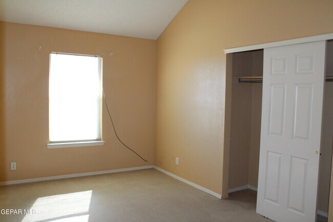 Building Photo - 11204 Endeavor Pl