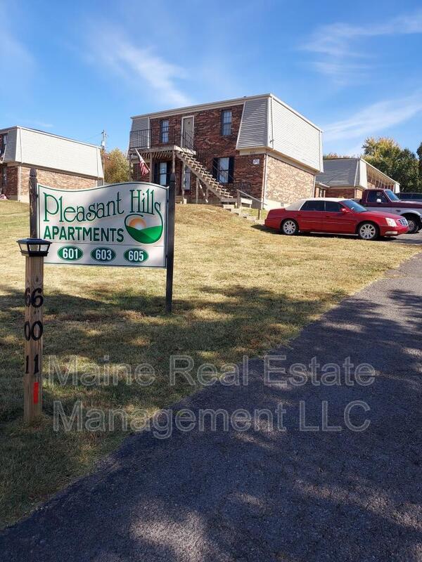 Building Photo - 605 Westport Rd