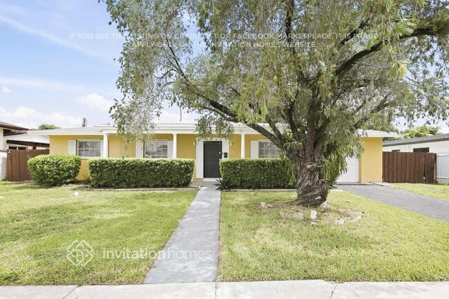 Building Photo - 15755 SW 105th Ct