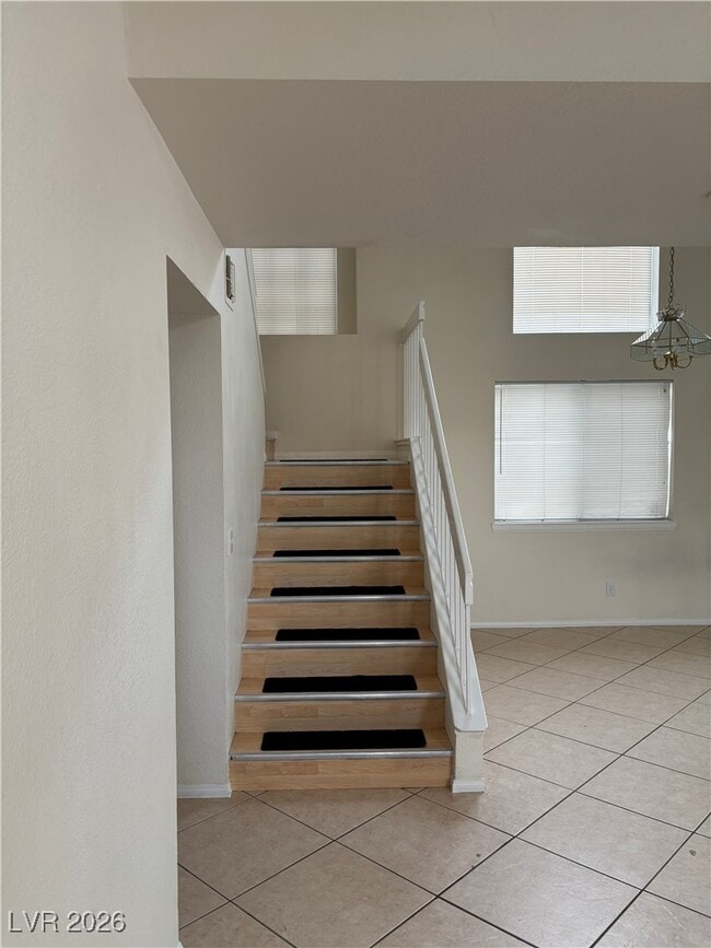 Building Photo - 2408 Moon Shore Dr