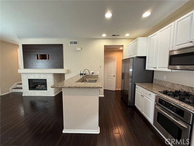 Building Photo - 30505 Canyon Hills Rd