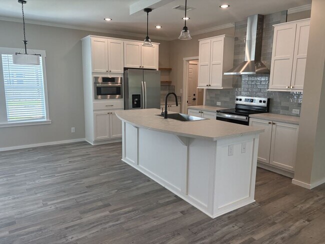 Building Photo - 1630 Voyager Dr