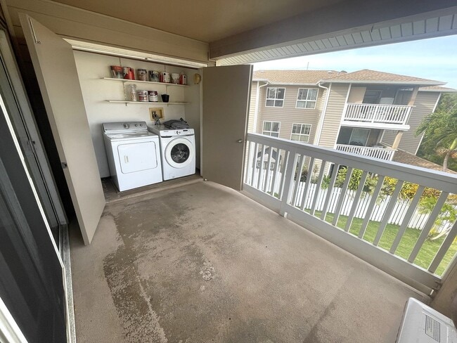 Building Photo - Kahului Ikena Unfurnished  2BR/2BA Unit Available