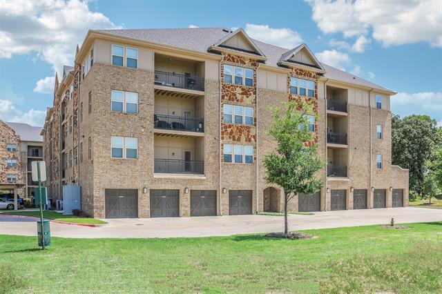 Building Photo - 1735 Wittington Pl