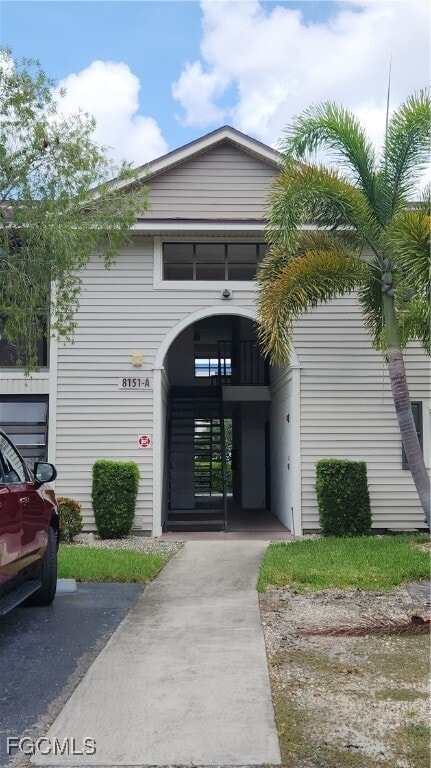 Building Photo - 8151 S Woods Cir