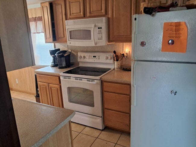 Building Photo - 239 Mallard Ln