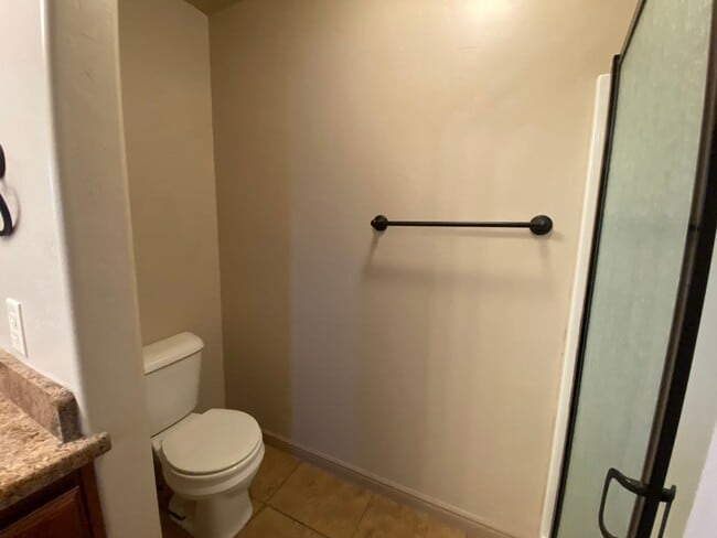 Building Photo - DARLING TOWNHOME AVAILABLE FOR RENT!