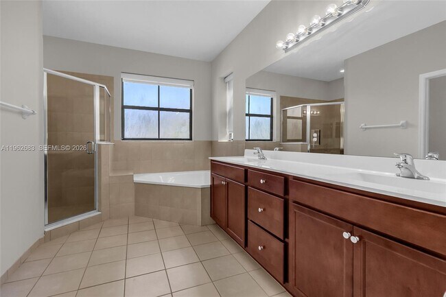 Building Photo - 11770 SW 251st St