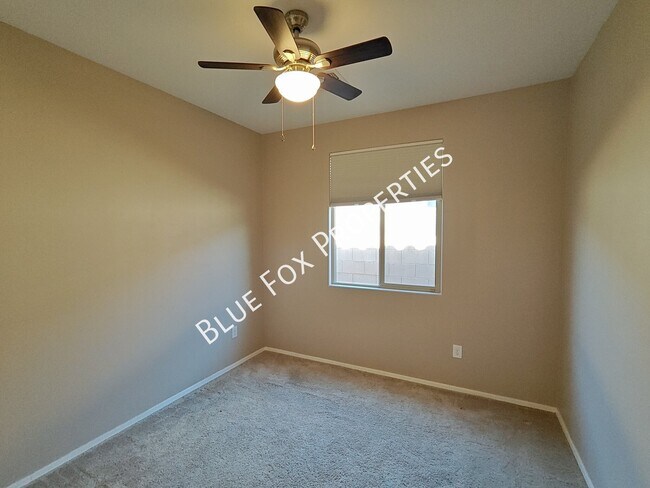 Building Photo - 11445 E Vail Crest Dr