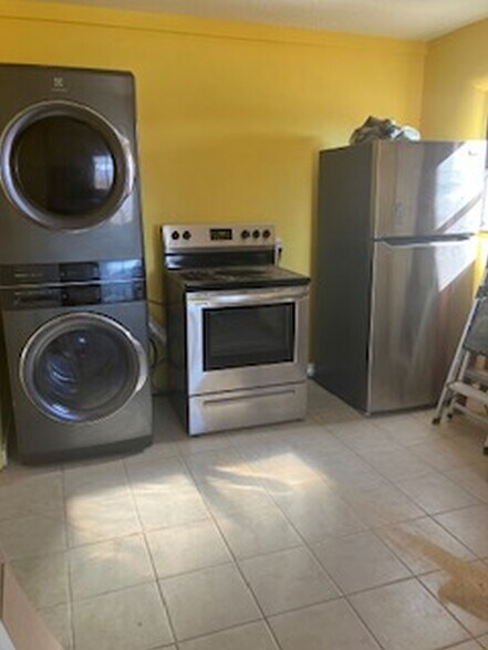 Building Photo - 3903 Thaxton Ave SE