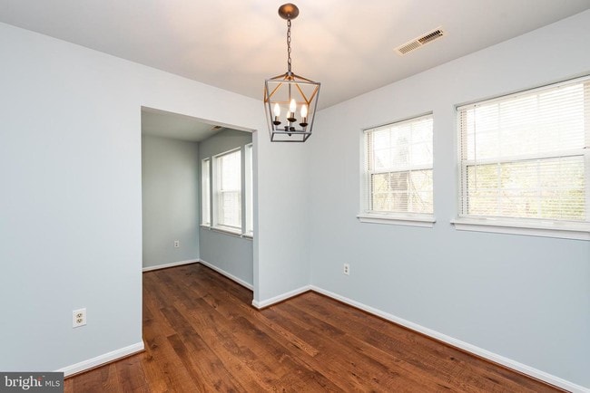 Building Photo - 8352 Montgomery Run Rd