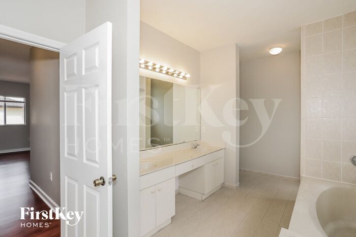 Building Photo - 23143 SW 113th Pl