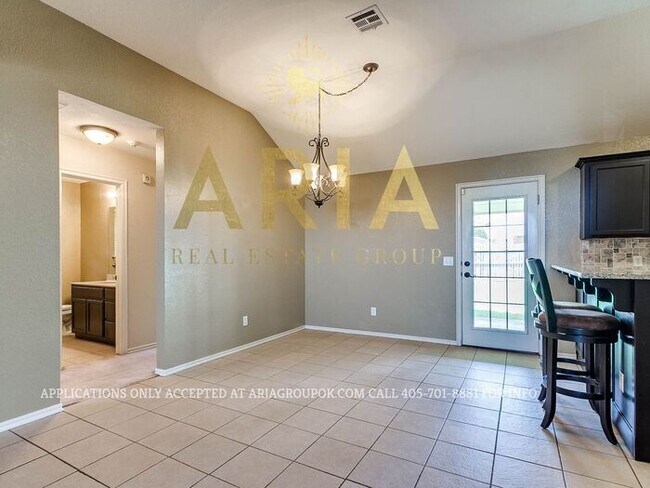 Building Photo - GORGEOUS 4 BED/2 BATH HOME IN EAGLE CLIFF ...