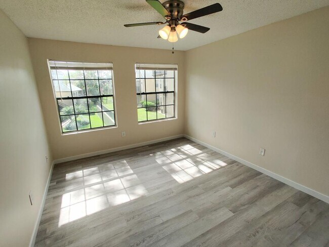 Building Photo - 249 Afton Square