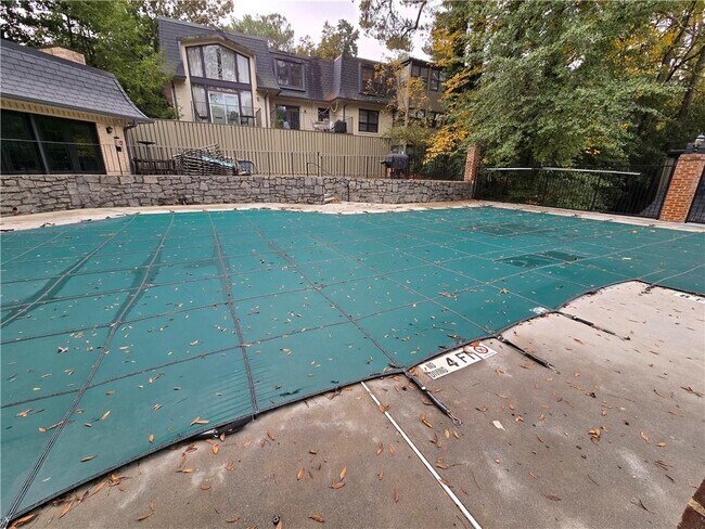 Building Photo - 60 Lamsden Ln NW