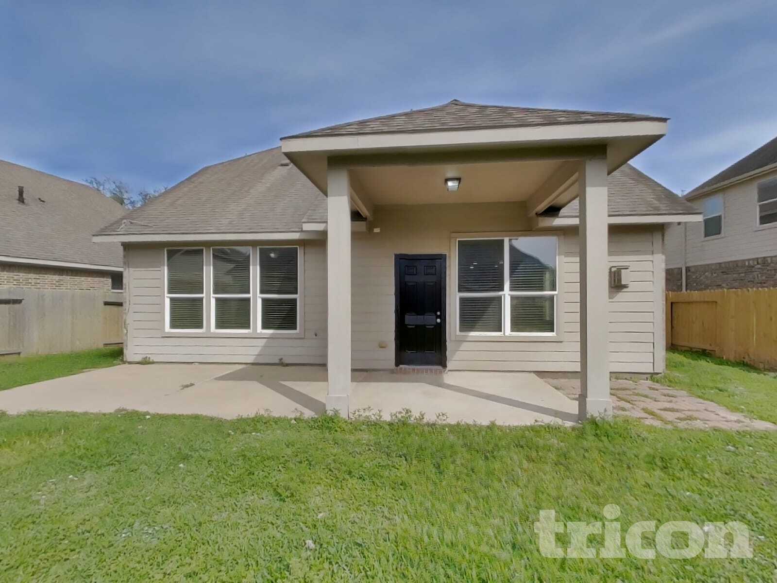 Building Photo - 6106 Carver Pines Dr