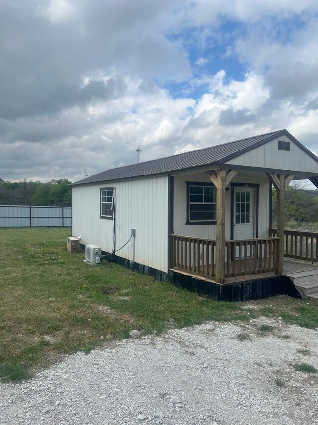 Building Photo - Tiny Home Valley Mills, TX