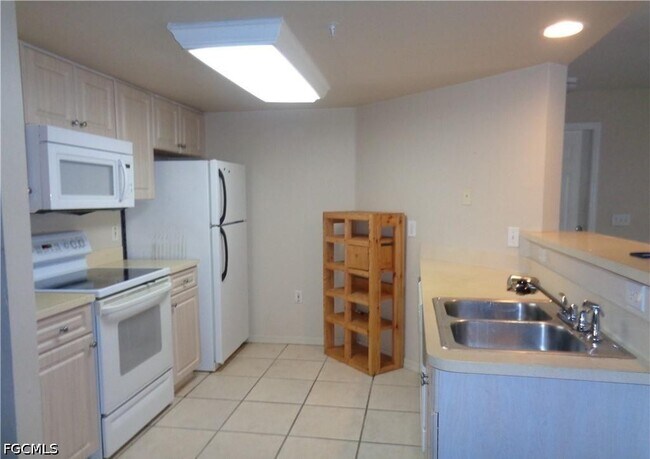 Building Photo - 1757 Four Mile Cove Pkwy