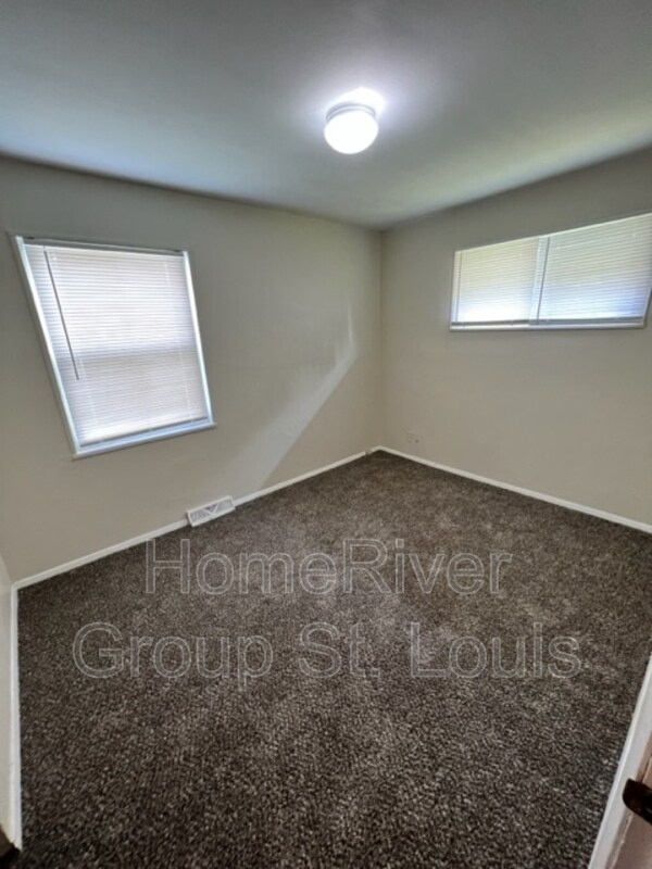 Building Photo - 5523 Winchelsea Dr