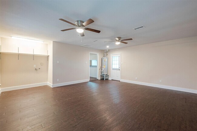 Building Photo - 1447 Willow Rock Rd