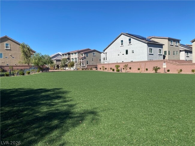 Building Photo - 6357 Luna Rosa Ave