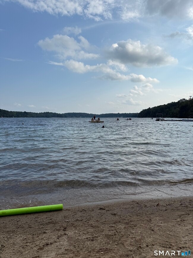 Building Photo - 27 Dilliston Rd