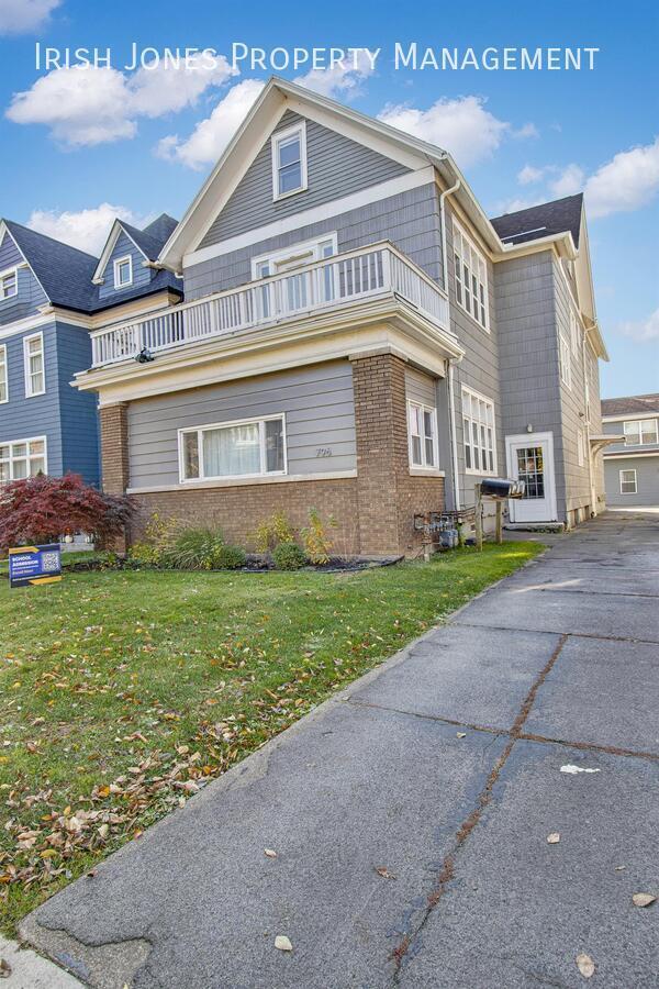 Building Photo - 796 Columbus Pkwy