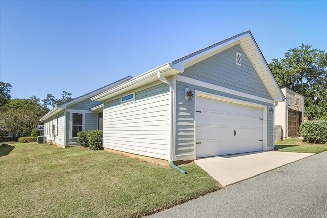 Building Photo - 1743 Brush Hill Rd