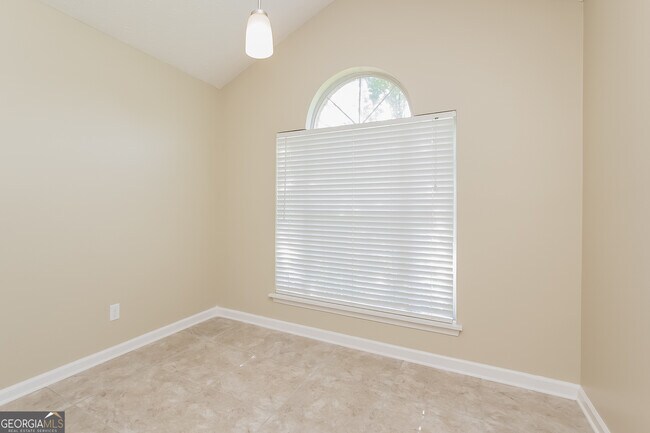 Building Photo - 8057 Fieldstream Way