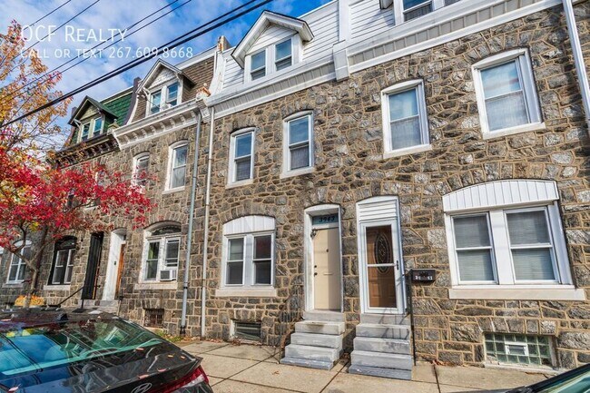 Building Photo - 3943 Terrace St