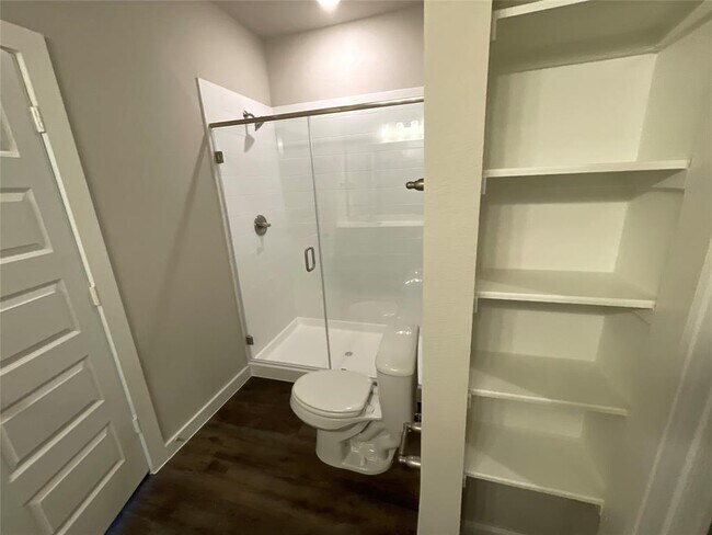 Building Photo - 25512 Starling Ln