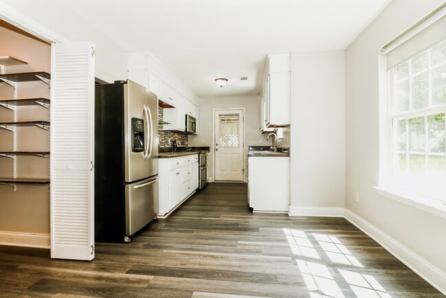 Building Photo - Wonderful 3 Bedroom Home in Hephzibah, GA