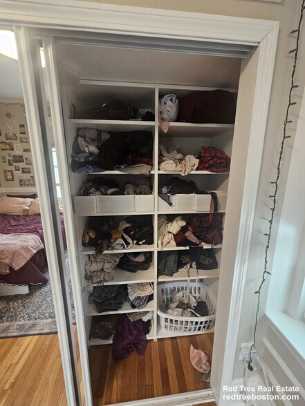 Building Photo - 5 Colliston Rd