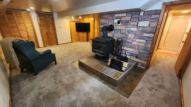 Building Photo - 4-Bedroom, 2 Bathroom Easthill Home with Bonus Room, Finished Lower Level, and Garage