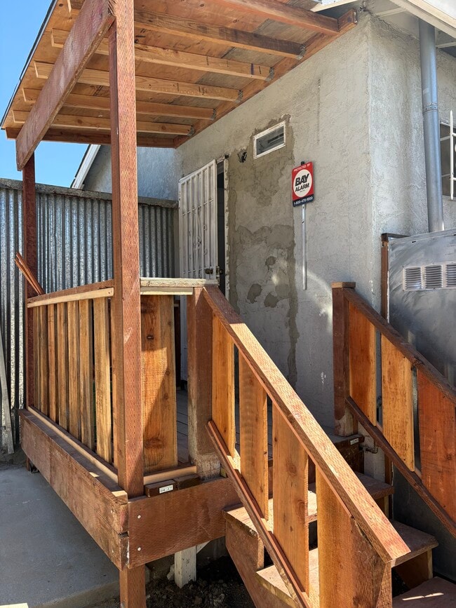 Building Photo - 2625 78th Ave