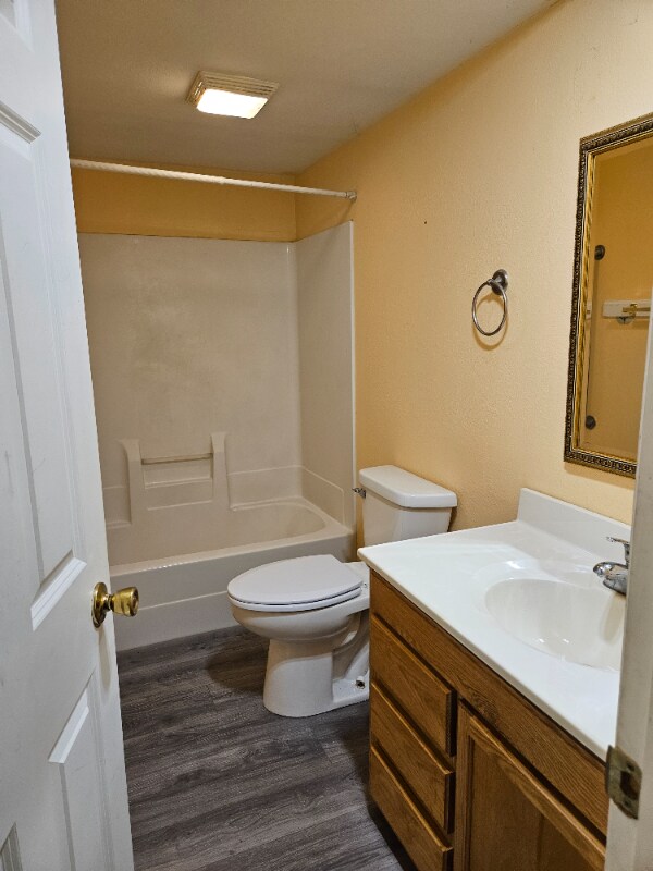 Building Photo - 1253 E 100 S