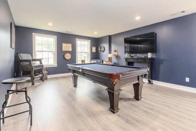 Building Photo - 12692 Sacred Oak Cv